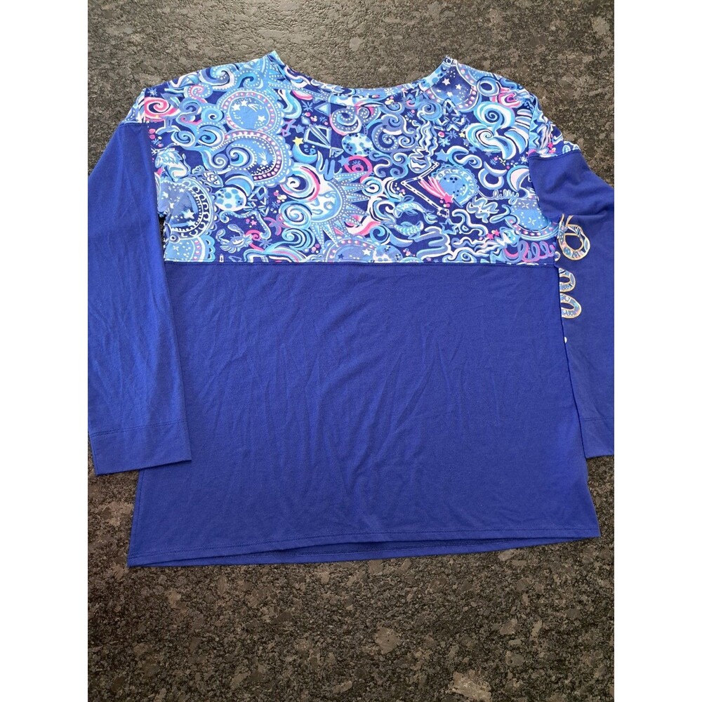 Lilly Pulitzer Womens Cosmic Kismet Blue Finn Logo Top Shirt Tee Size Large